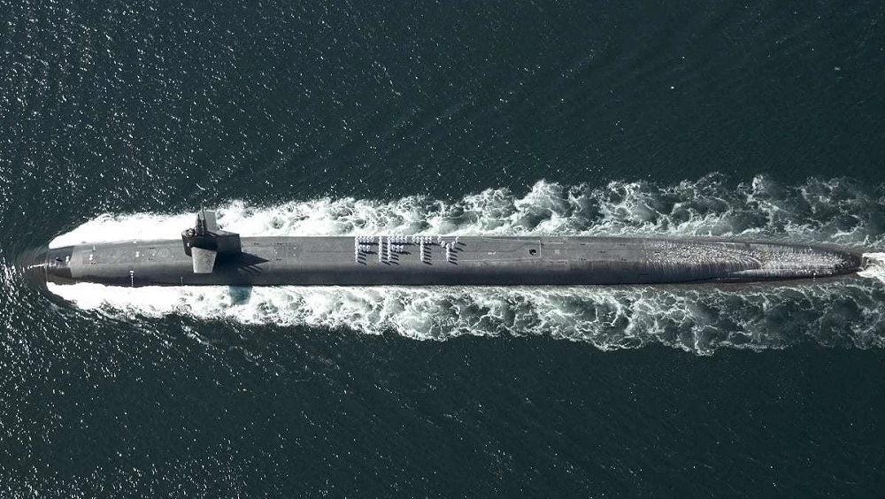 زیر دریایی اوهایو با قابلیت حمل موشک بالستیک اتمی + فیلم و عکس