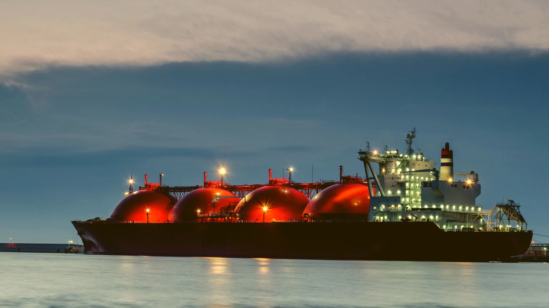 اهمیت فناوری اطلاعات بر حامل های LNG در صنعت دریایی