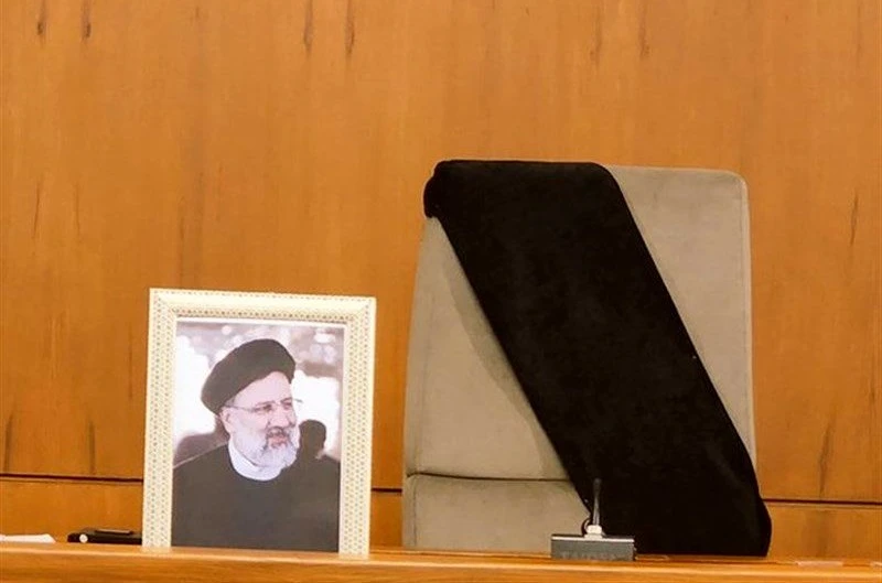 درگذشت شهادت گونه رئیس جمهور و هیئت همراه تسلیت باد