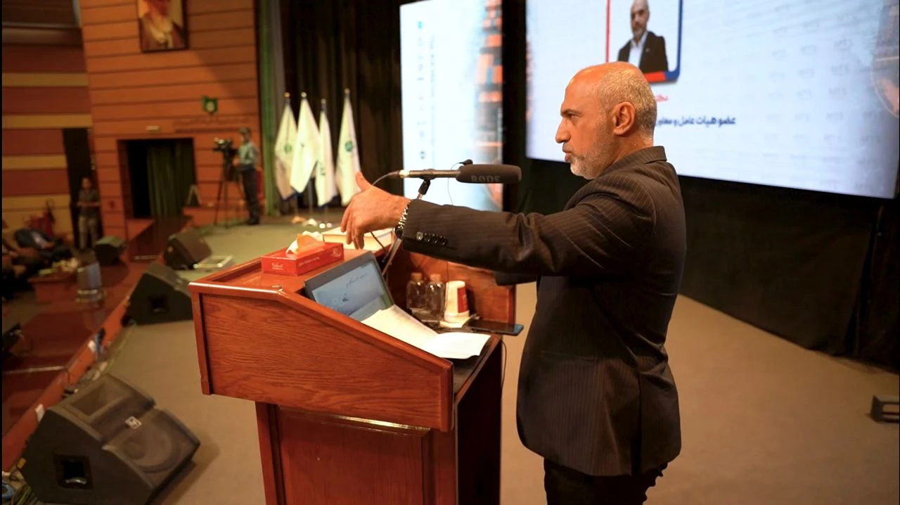 مرزبان: لزوم حرکت بنادر کشور بهسوی فناوریهای نوین