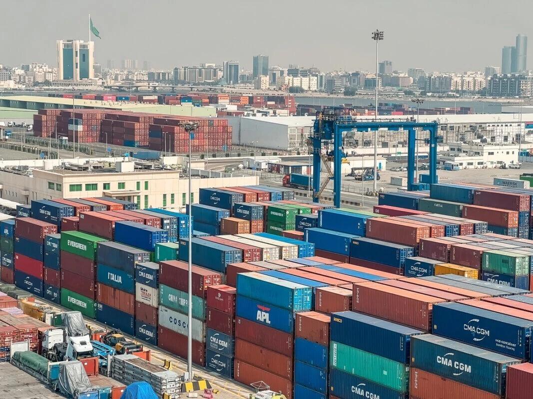 عربستان با غول‌های کشتیرانی جهان هم‌پیمان شد؛ جهش تازه صادرات از بنادر سعودی